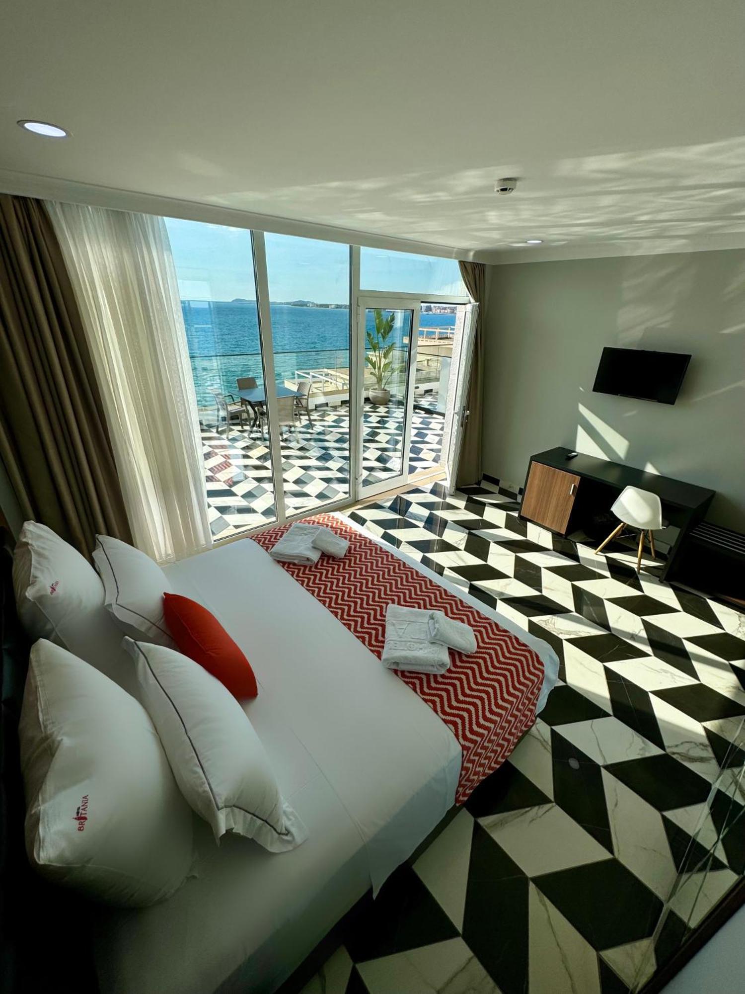 Hotel Britania Vlore Exterior photo